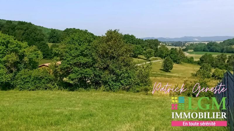 Terrain constructible - 2 155 m²