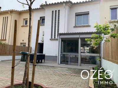 Maison traditionnelle - 105 m² - 4 pièces