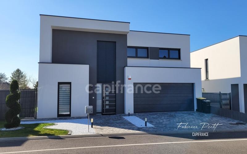 Maison - 155 m² - 6 pièces