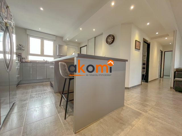 Maison - 86 m² - 4 pièces