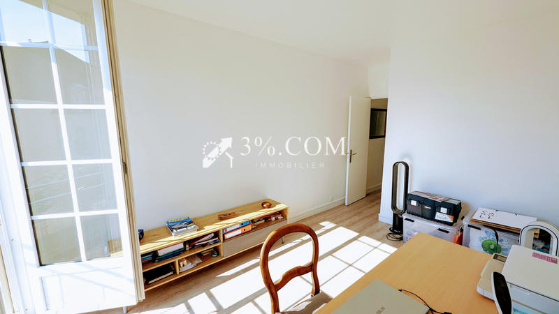 Appartement - 99 m² - 4 pièces