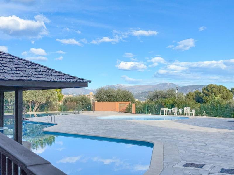 Appartement - 58 m² - 2 pièces