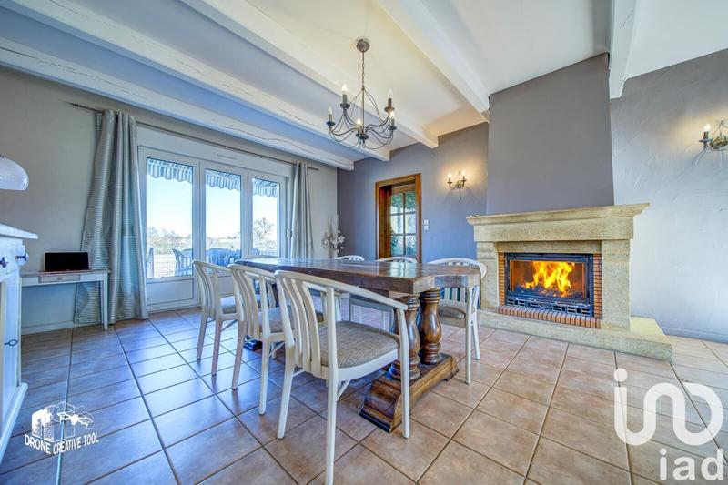 Maison de village - 248 m² - 7 pièces