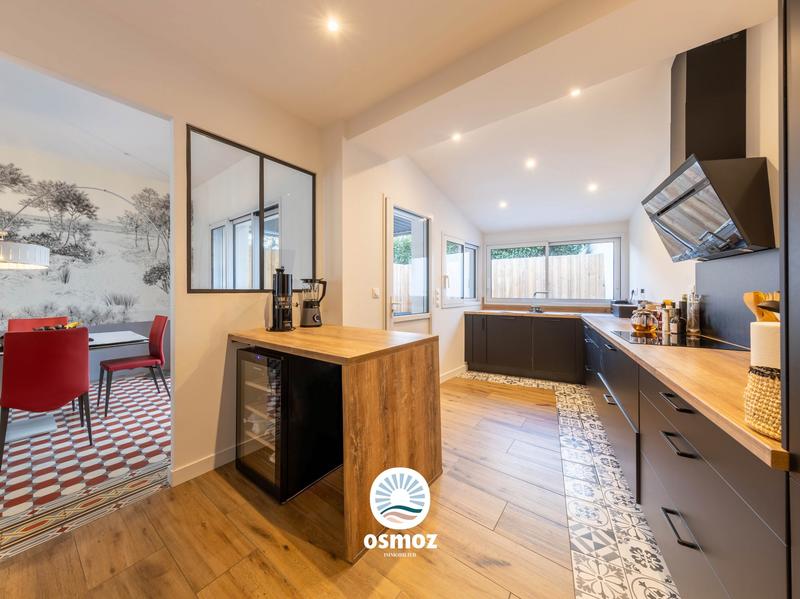 Maison traditionnelle - 99 m² - 4 pièces