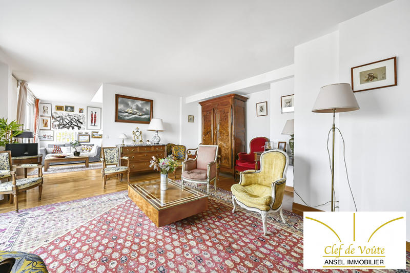 Appartement - 129 m² - 5 pièces