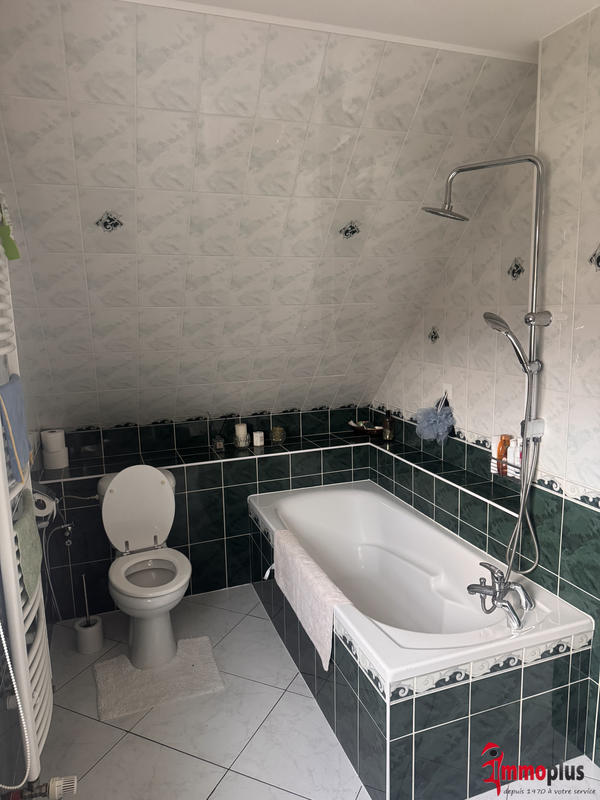 Maison - 151 m² - 7 pièces