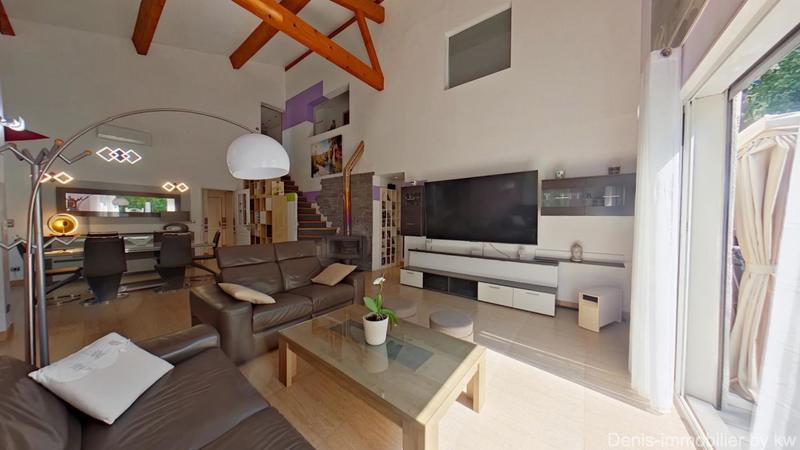 Maison - 172 m² - 6 pièces