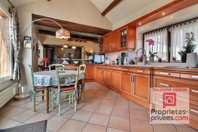 Maison - 148 m² - 5 pièces