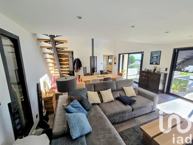 Maison - 148 m² - 5 pièces