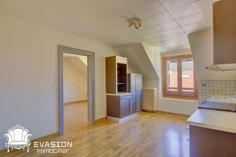 Appartement - 90 m² - 4 pièces