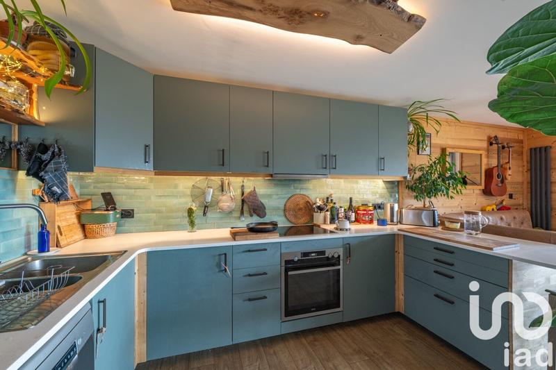 Appartement - 110 m² - 6 pièces