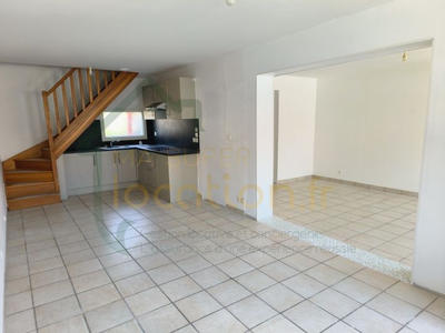 Maison - 82 m² - 3 pièces