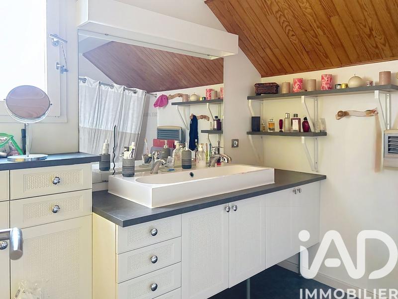 Maison - 97 m² - 4 pièces