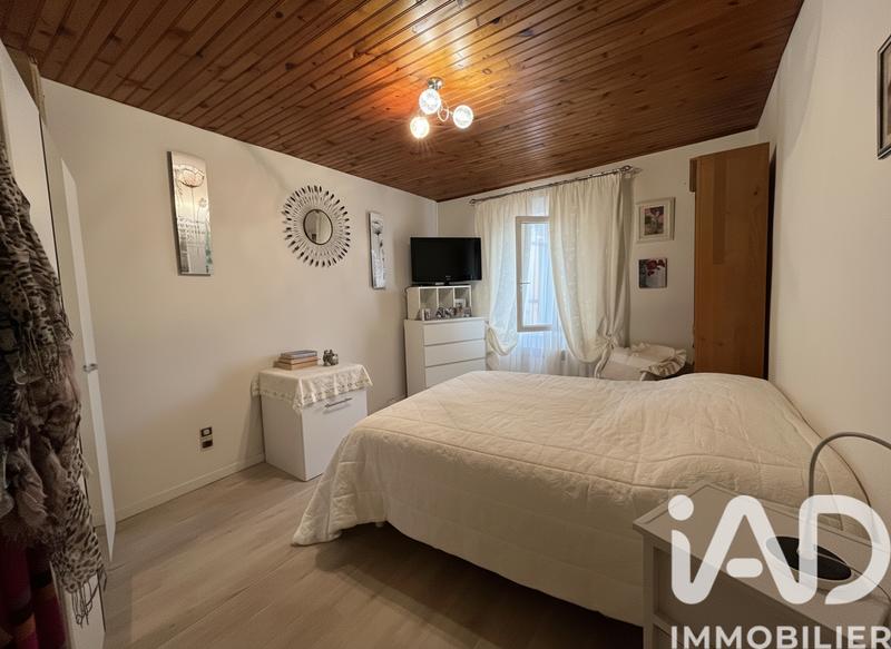 Maison - 289 m² - 12 pièces