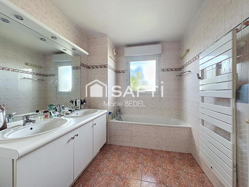 Appartement - 142 m² - 6 pièces