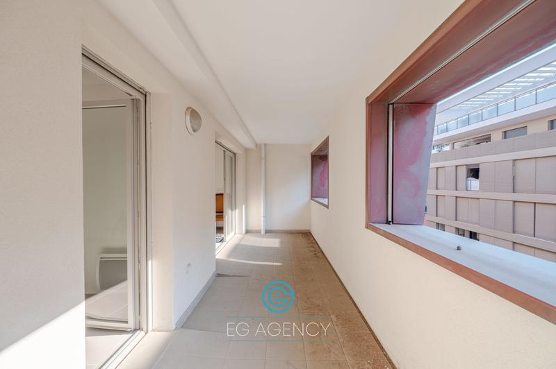 Appartement - 72 m² - 3 pièces