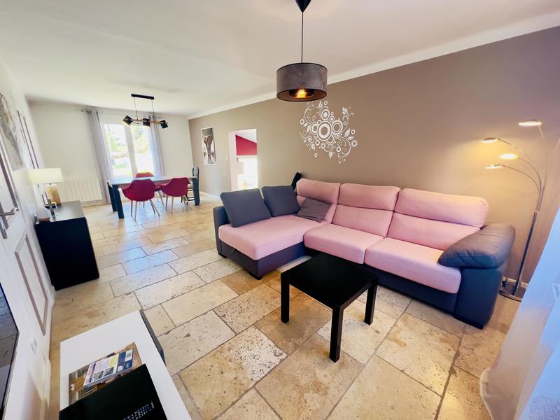 Maison - 104 m² - 5 pièces