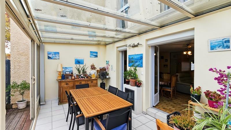 Maison - 93 m² - 5 pièces