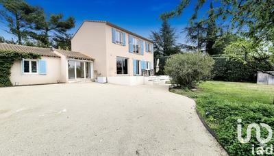 Maison - 177 m² - 6 pièces