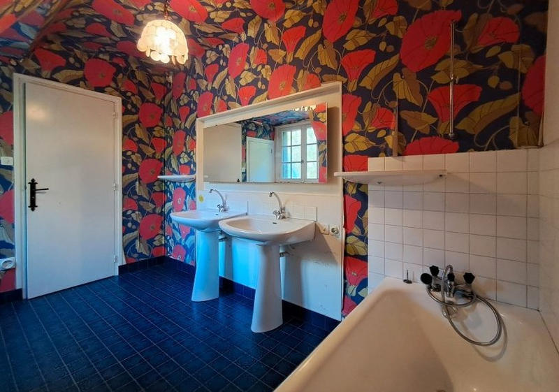 Maison - 403 m² - 12 pièces