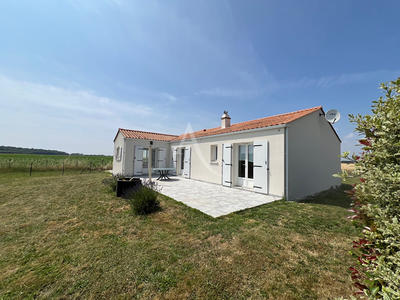 Maison - 90 m² - 4 pièces