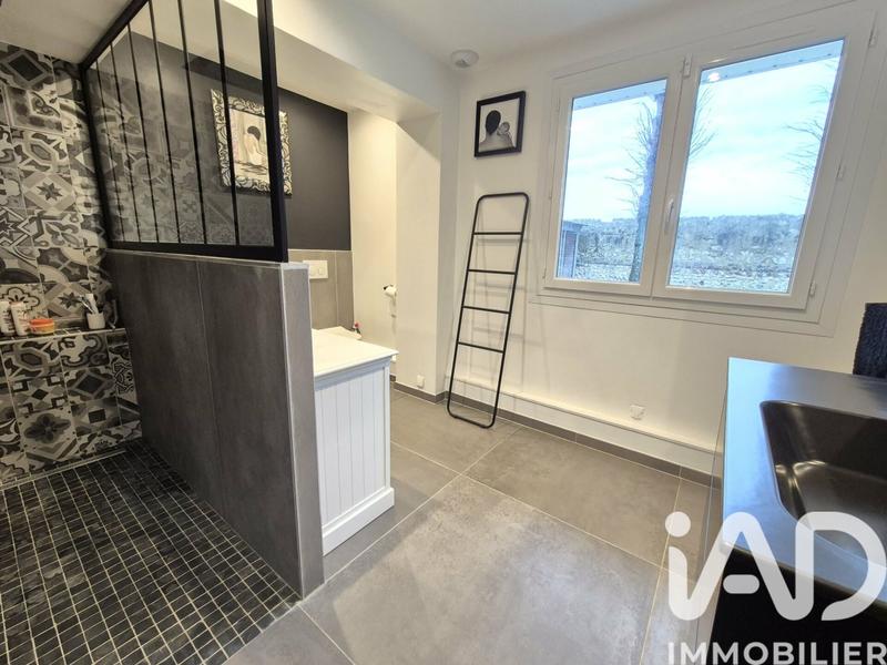 Maison - 159 m² - 6 pièces