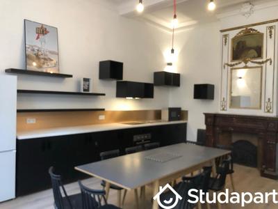 Chambre - 14 m² - 1 pièce