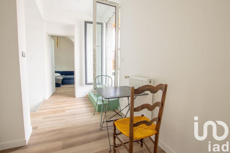 Maison - 180 m² - 9 pièces