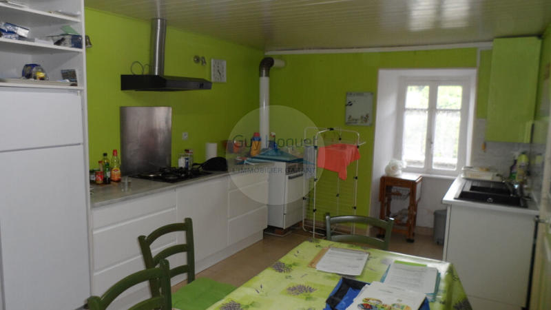Maison - 99 m² - 5 pièces