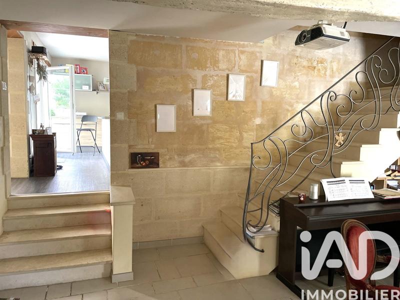 Maison - 210 m² - 10 pièces