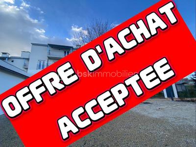 Appartement - 77 m² - 3 pièces