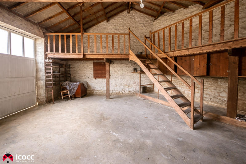 Maison en pierre - 116 m² - 6 pièces