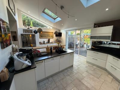 Maison - 310 m² - 10 pièces