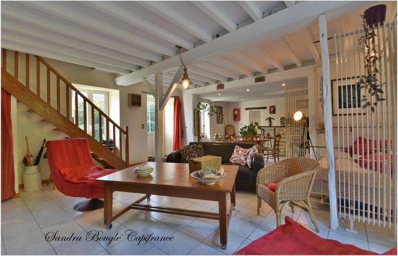 Maison en pierre - 174 m² - 10 pièces