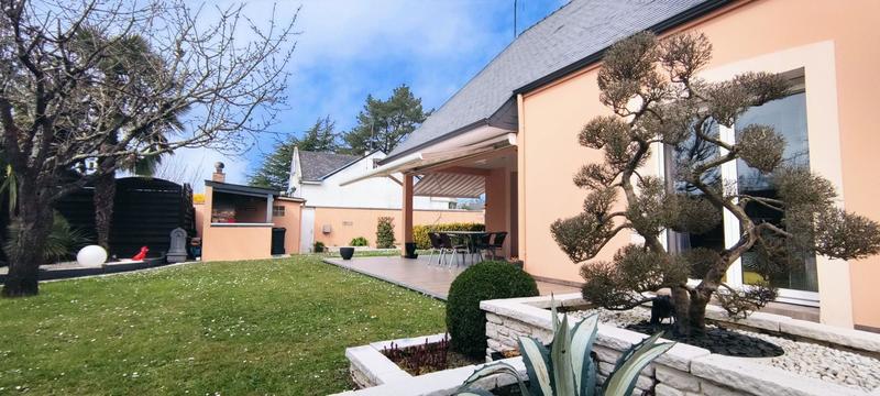 Maison - 184 m² - 5 pièces
