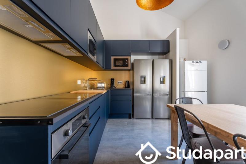 Chambre - 10 m² - 1 pièce