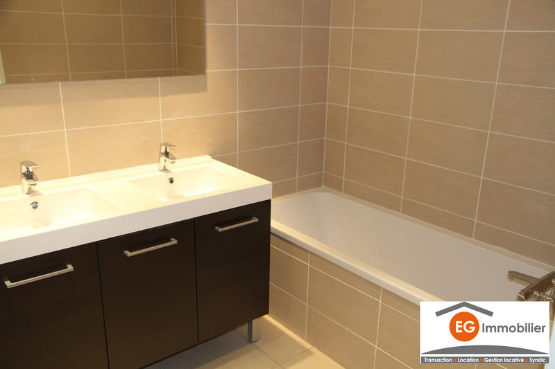 Appartement - 77 m² - 3 pièces