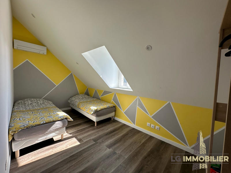 Maison - 91 m² - 5 pièces