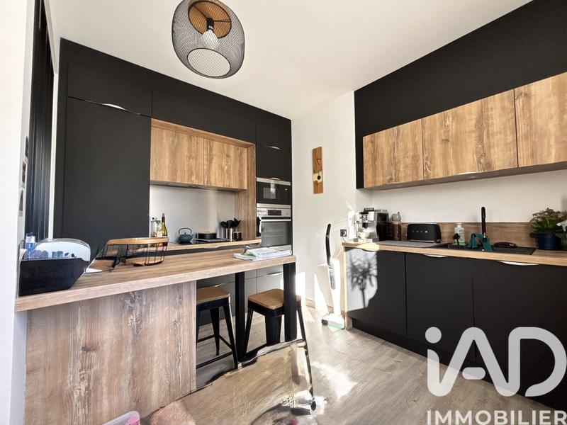 Maison - 282 m² - 14 pièces