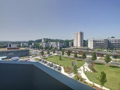 Appartement - 83 m² - 5 pièces