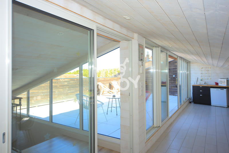 Maison - 319 m² - 13 pièces