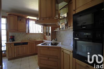 Maison - 185 m² - 7 pièces