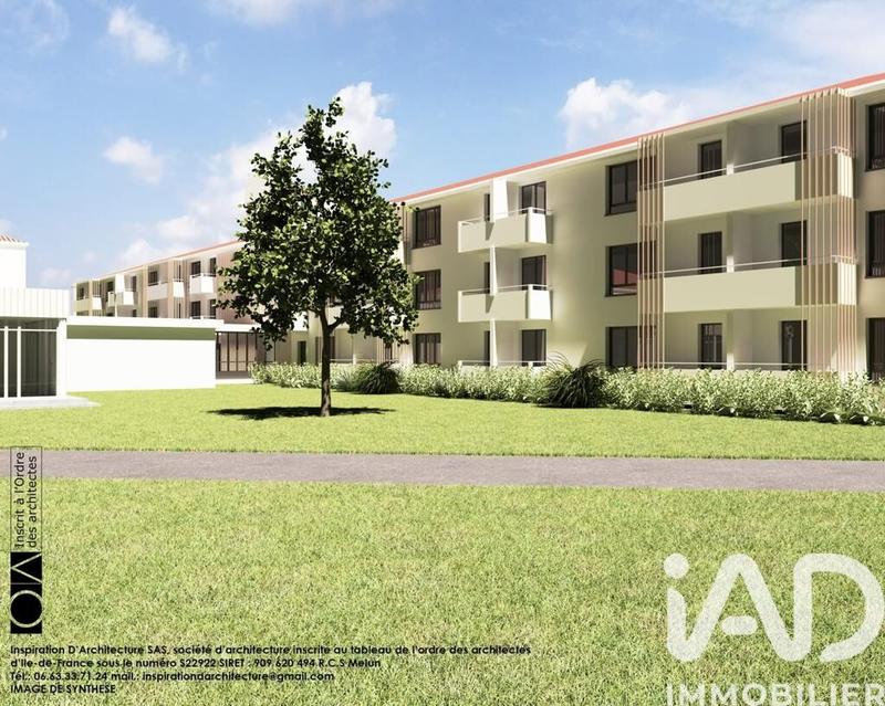 Immeuble - 2 200 m²