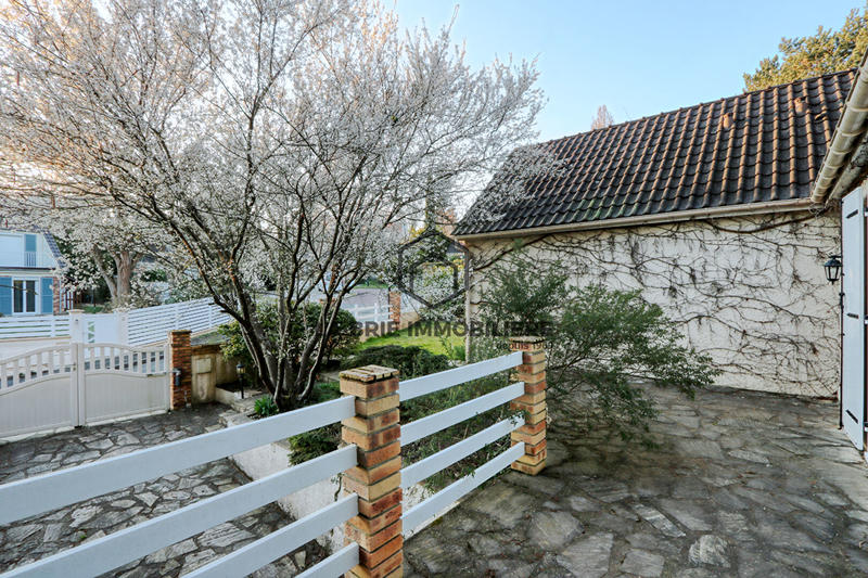 Maison - 193 m² - 7 pièces