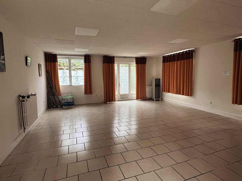 Maison - 315 m² - 14 pièces