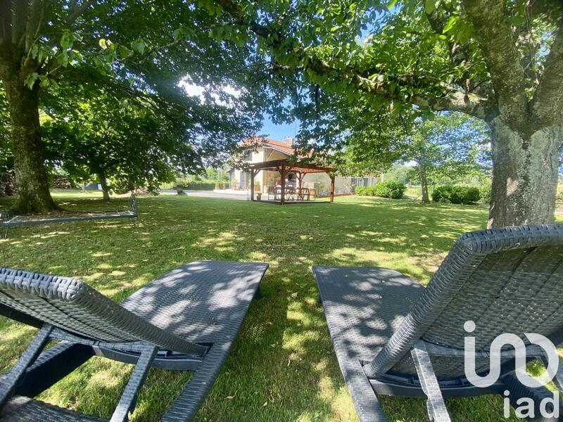 Maison - 170 m² - 6 pièces