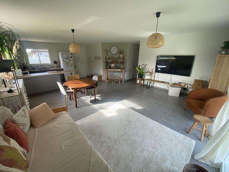 Maison - 85 m² - 4 pièces