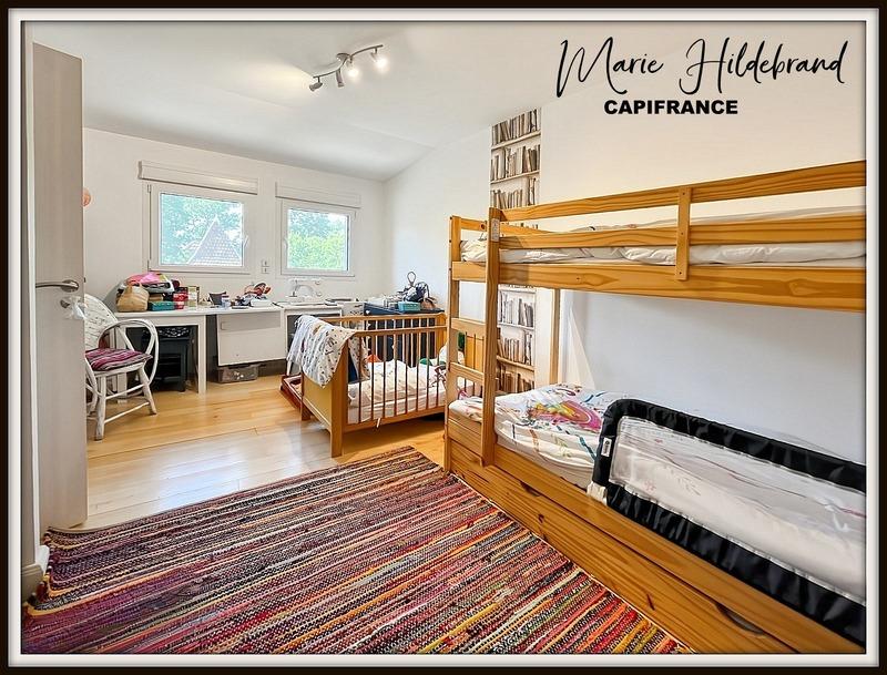 Maison - 396 m² - 10 pièces