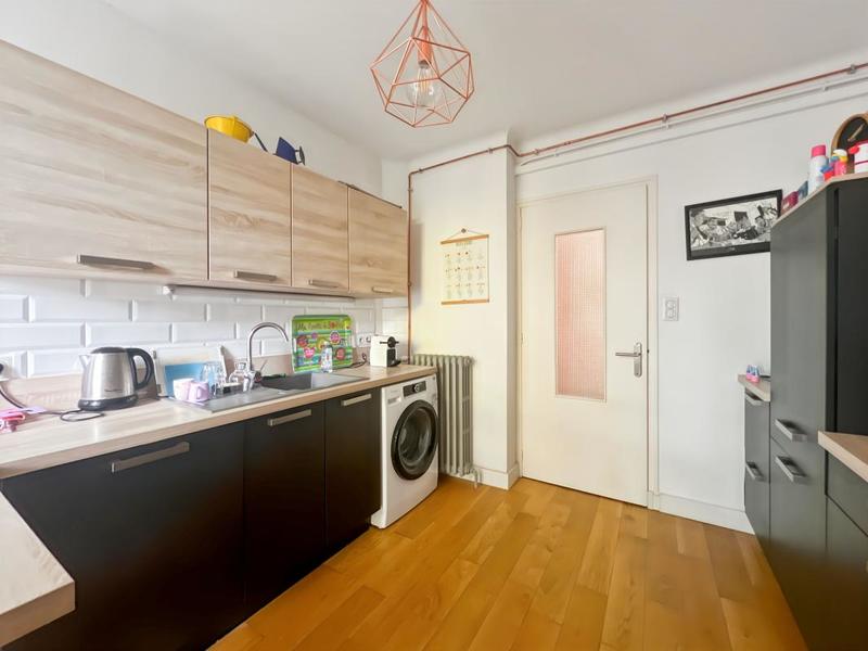 Appartement - 75 m² - 3 pièces