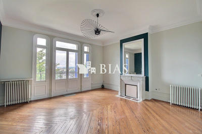 Appartement - 76 m² - 3 pièces